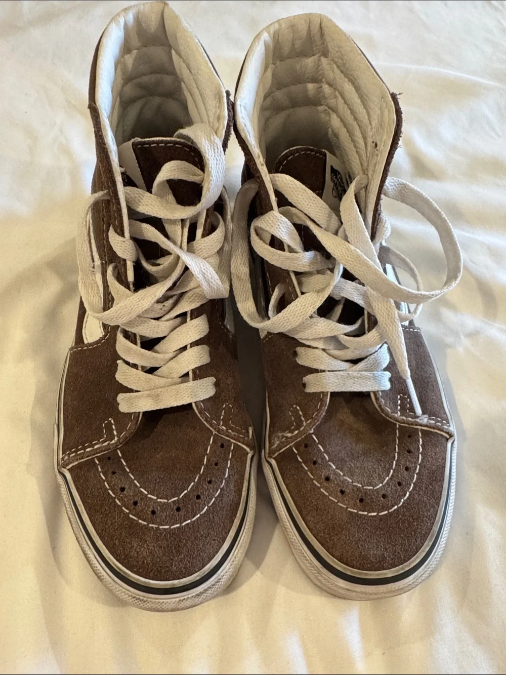 Vans Sk8-Hi sneakers in brown suede